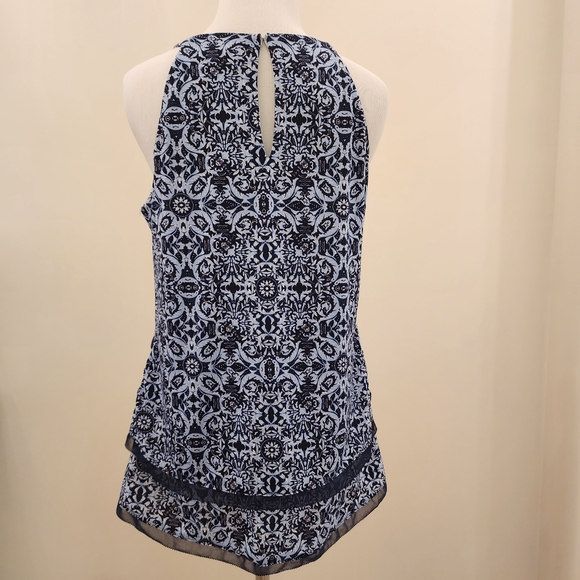 White House Black Market Women's Top - Picture 2 of 11